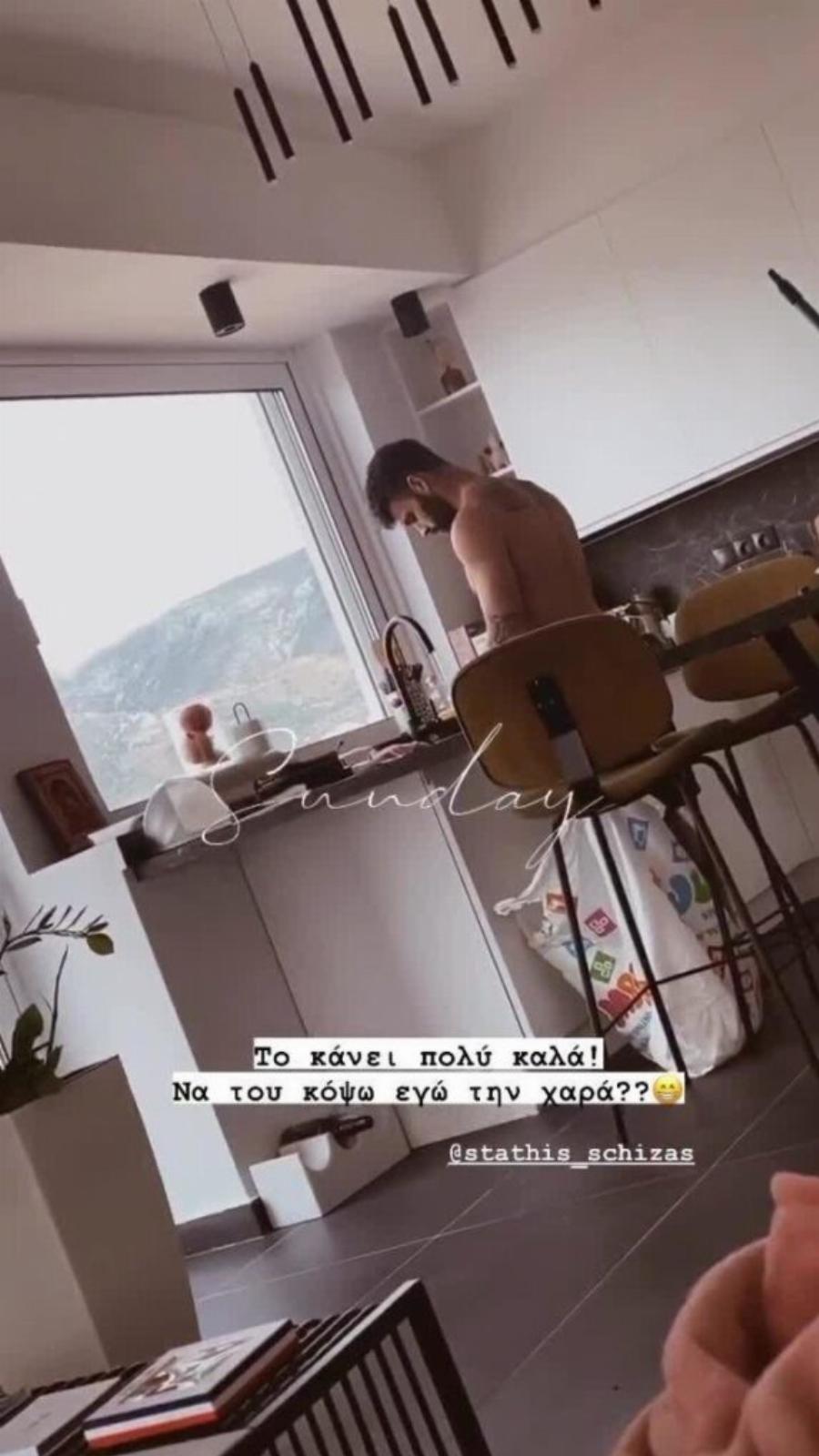 Είναι ένα αληθινό όνειρο: Τεράστιος καναπές, παντού παράθυρα και όλα λευκά – Το σπίτι των Παναγιώταρου και Σχίζα τα έχει όλα