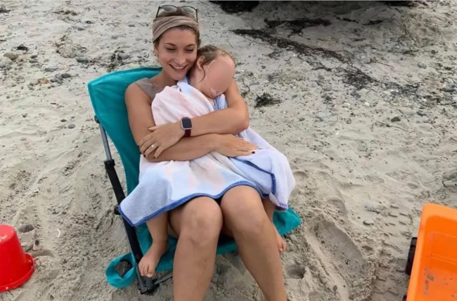 Νέα ασύλληπτη φρίκη: Μητέρα έπνιξε τα δύο της παιδιά και επιχείρησε να στραγγαλίσει και το τρίτο