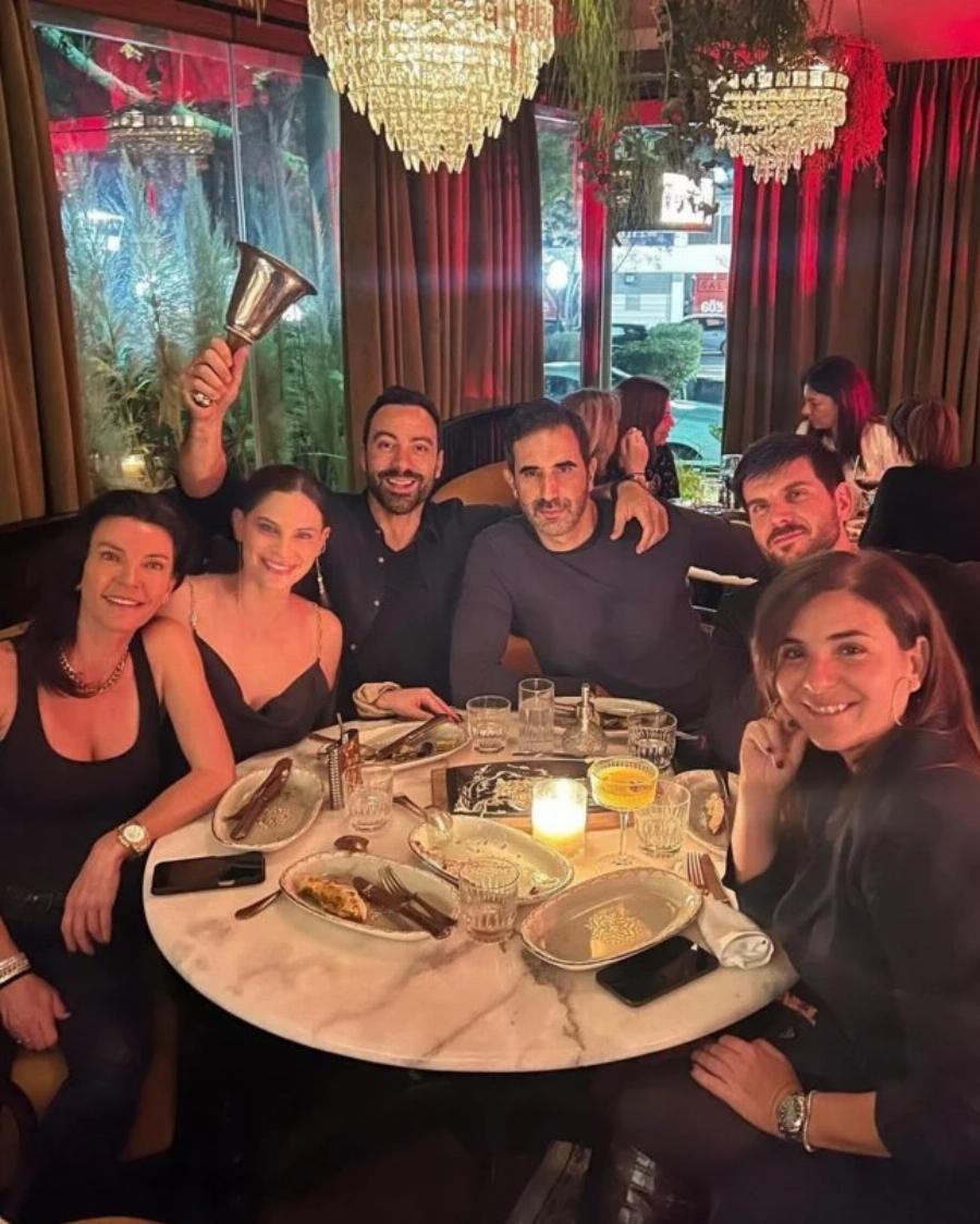 Έκλεψε όλες τις εντυπώσεις: Η Χριστίνα Μπόμπα πήγε σε εστιατόριο της Κηφισιάς και βρέθηκε στο επίκεντρο του σχολιασμού