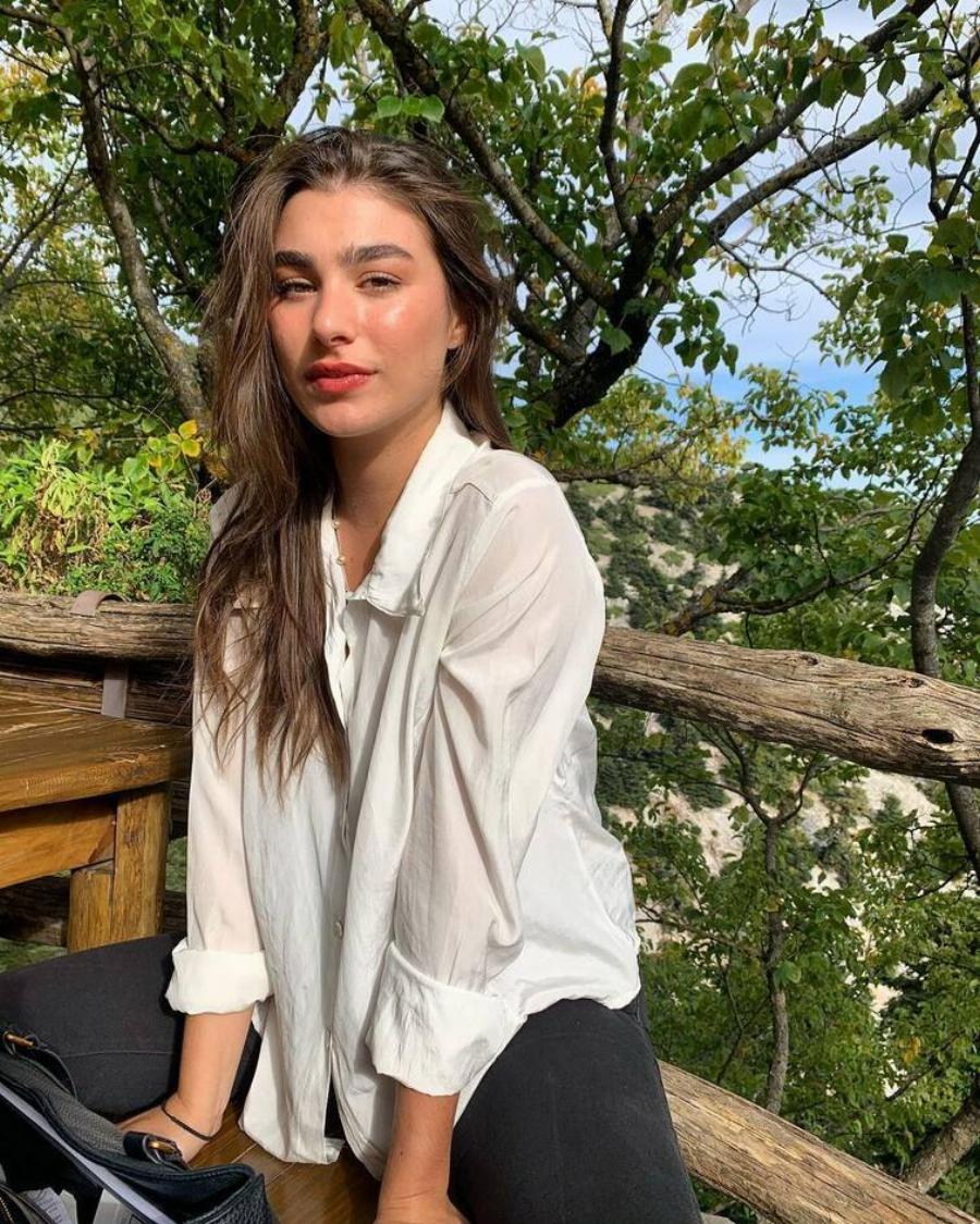 Ο έρωτας χρόνια δεν κοιτά: Η διαφορά ηλικίας του Κουτσόπουλου με τη σύντροφό του και το σχόλιό «Αχ αυτή η νεολαία»