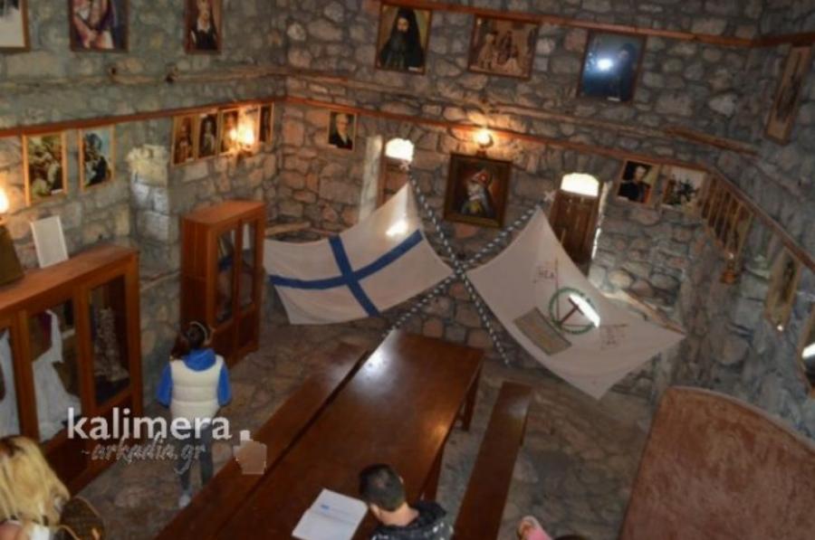 Το σπίτι που γεννήθηκε ο Θεόδωρος Κολοκοτρώνης: Η ιστορική κατοικία του «Γέρου του Μοριά» που το εσωτερικό προκαλεί δέος στους επισκέπτες