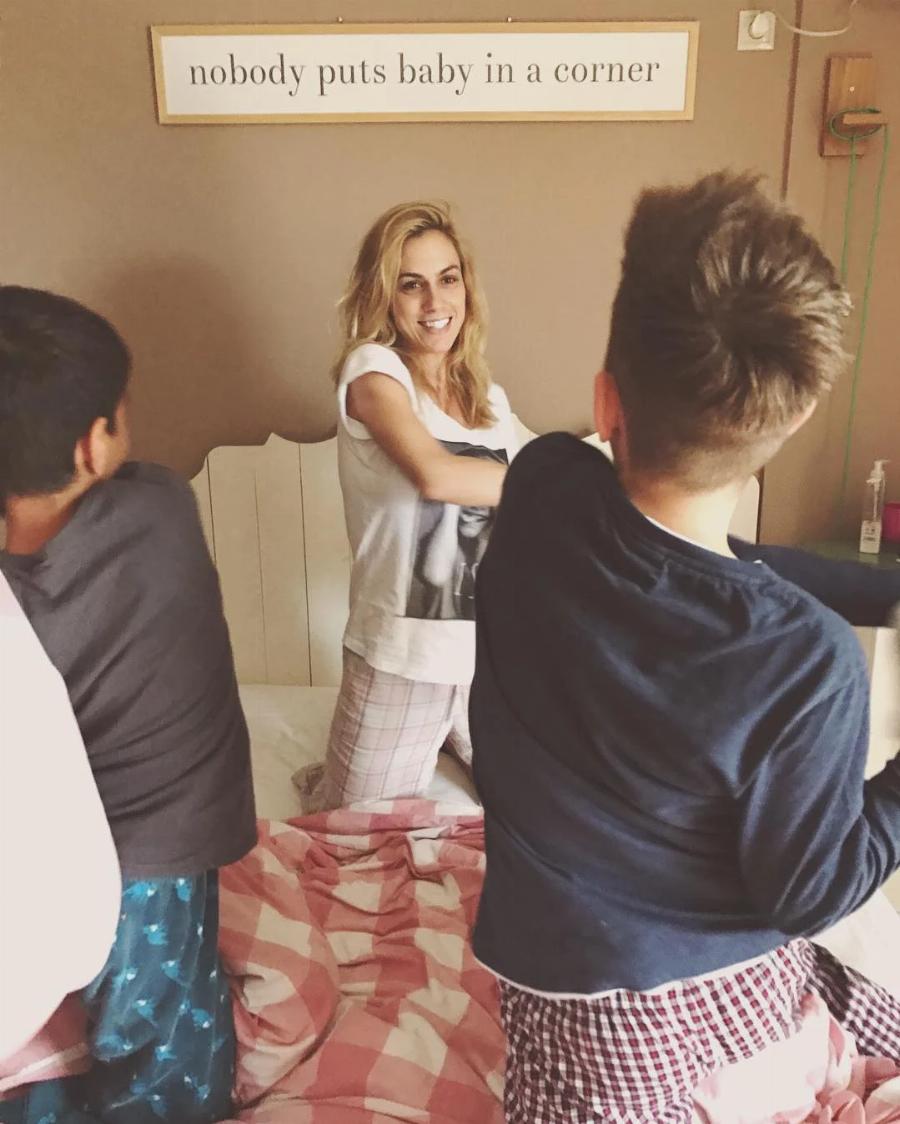 Μοντέρνα διακόσμηση και απίθανη θέα: Το όμορφο σπίτι της Ντορέττας Παπαδημητρίου στα Νότια Προάστια είναι σαν να βγήκε από παραμύθι