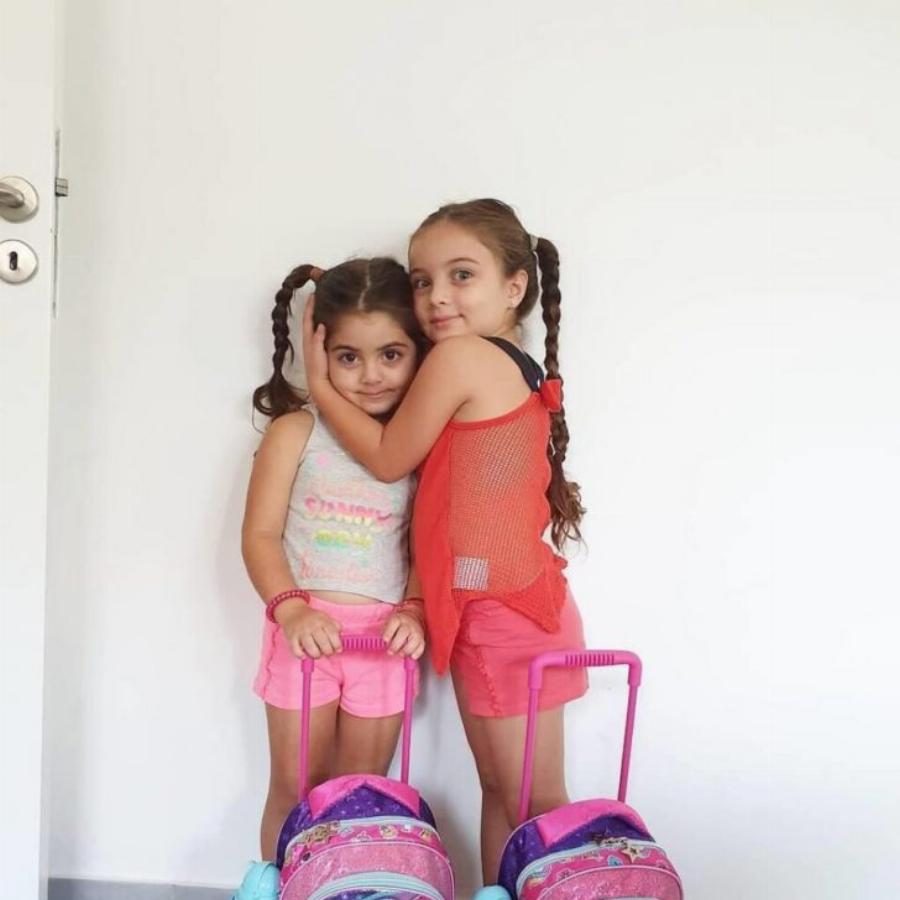 Τη γνωρίσαμε στο «Τατουάζ» και στις «8 λέξεις» – Η Τζουλιάνα Κλεάνθους μεγάλωσε, έγινε 8 ετών και η μαμά της ανέβασε υπέροχες φωτογραφίες της