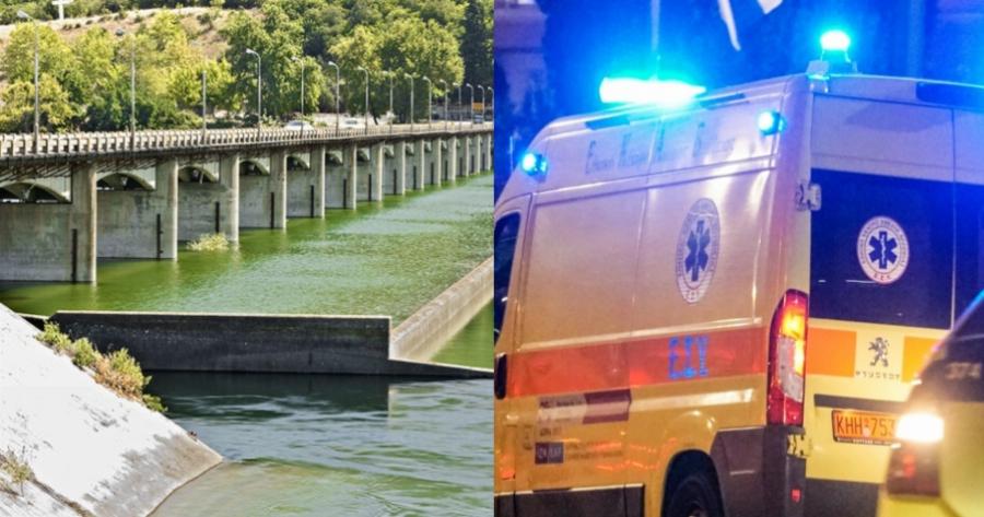 «Δεν το χωράει το μυαλό μου»: Τραγική φιγούρα ο πατέρας του βρέφους που βρέθηκε νεκρό στο φράγμα του Αλιάκμονα