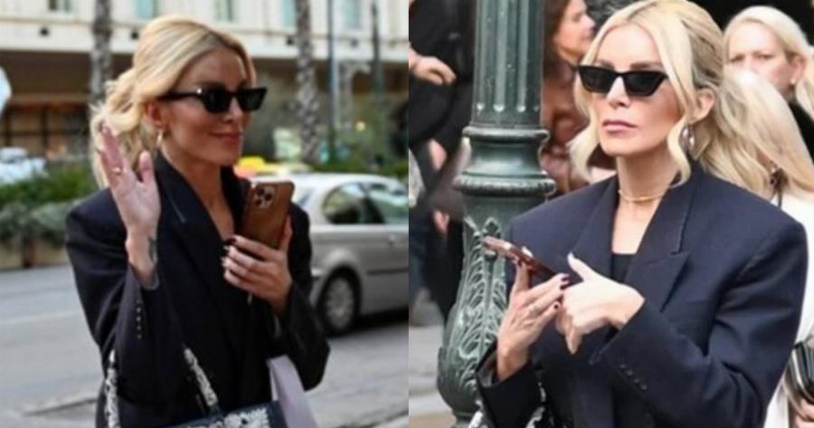Όλοι κοιτούσαν την τσάντα της: Η Κατερίνα Καινούργιου βγήκε στο κέντρο ντυμένη στα μαύρα με γυαλιά και το κινητό στο χέρι