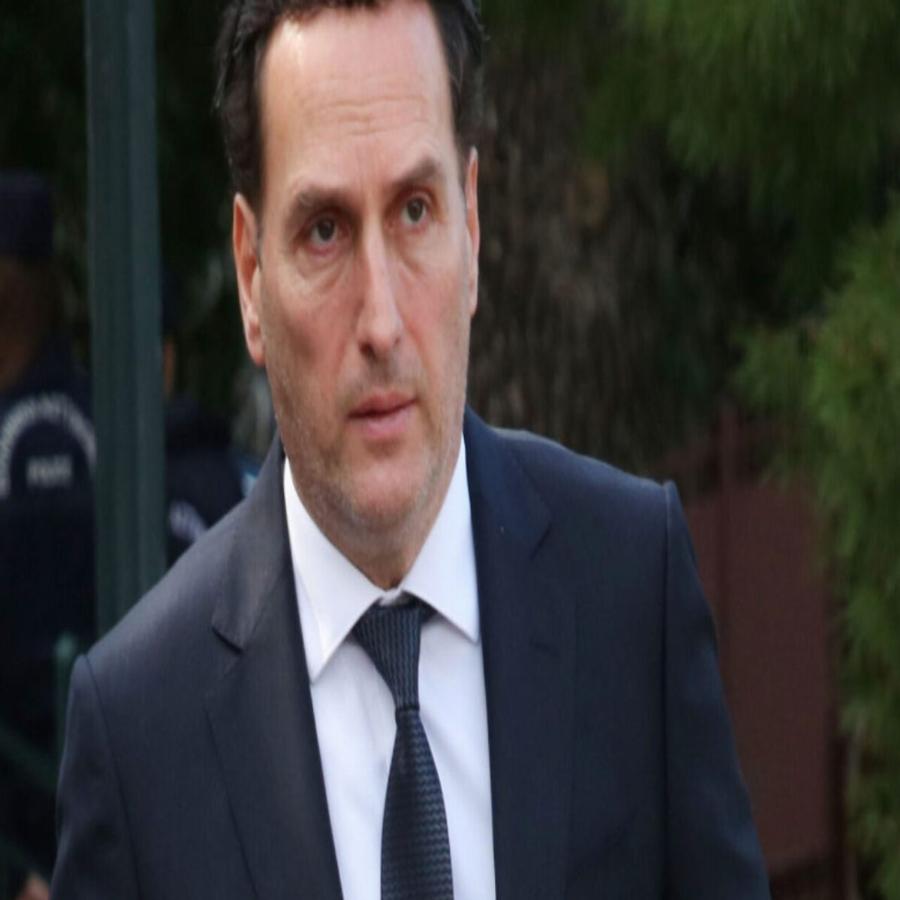 Ο κακός χαμός ανάμεσα σε Δημητρακόπουλο και Στεφανίδου: «Μιλάτε λες και είστε η Πάπισσα της νομικής επιστήμης»