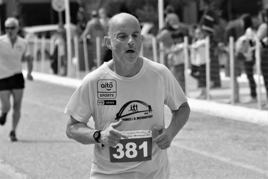 Δυστυχώς είναι αλήθεια: Νεκρός ο Βασίλης Ράπτης, πήγε για τρέξιμο και κατέρρευσε ο 54χρονος δρομέας