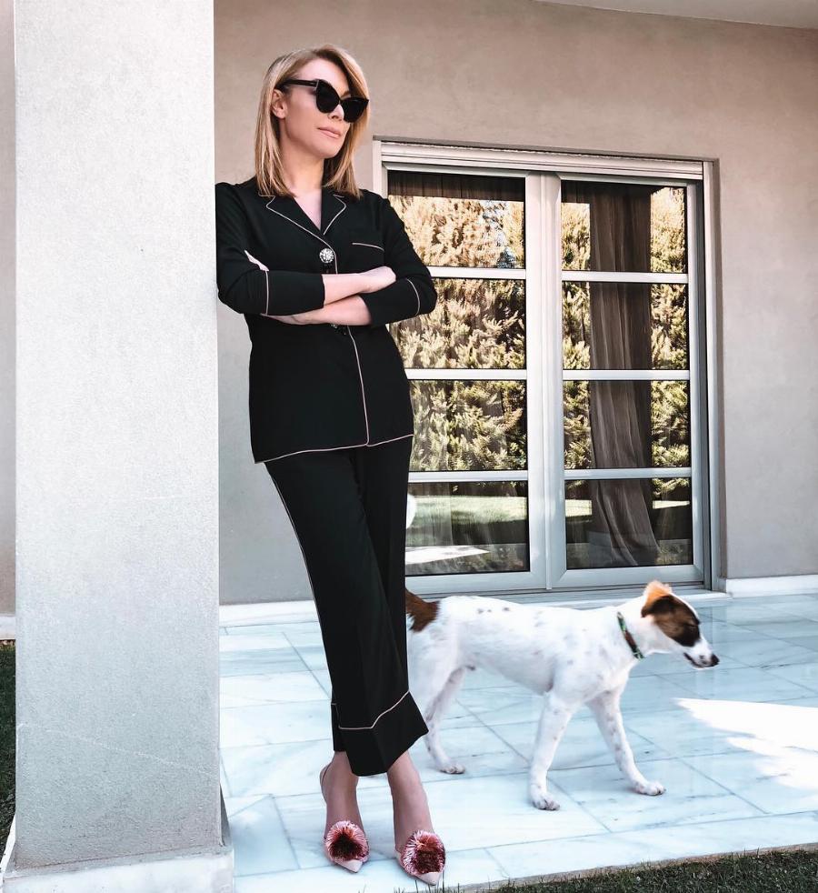 Άγριο «κράξιμο» στην Τατιάνα Στεφανίδου για τις φώτο που ανέβασε: «Ξεράσαμε, Μαρία Αντουανέτα σε νέα έκδοση»