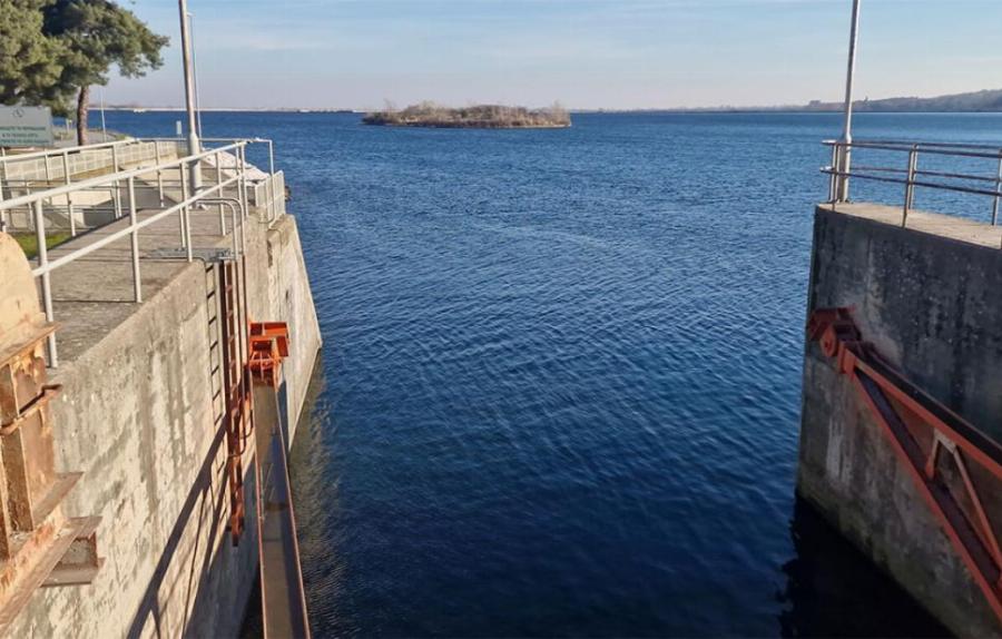 «Τούμπα» όλα τώρα από την μητέρα: Τι ισχυρίζεται ότι συνέβη και βρέθηκε το αγγελούδι στο νερό