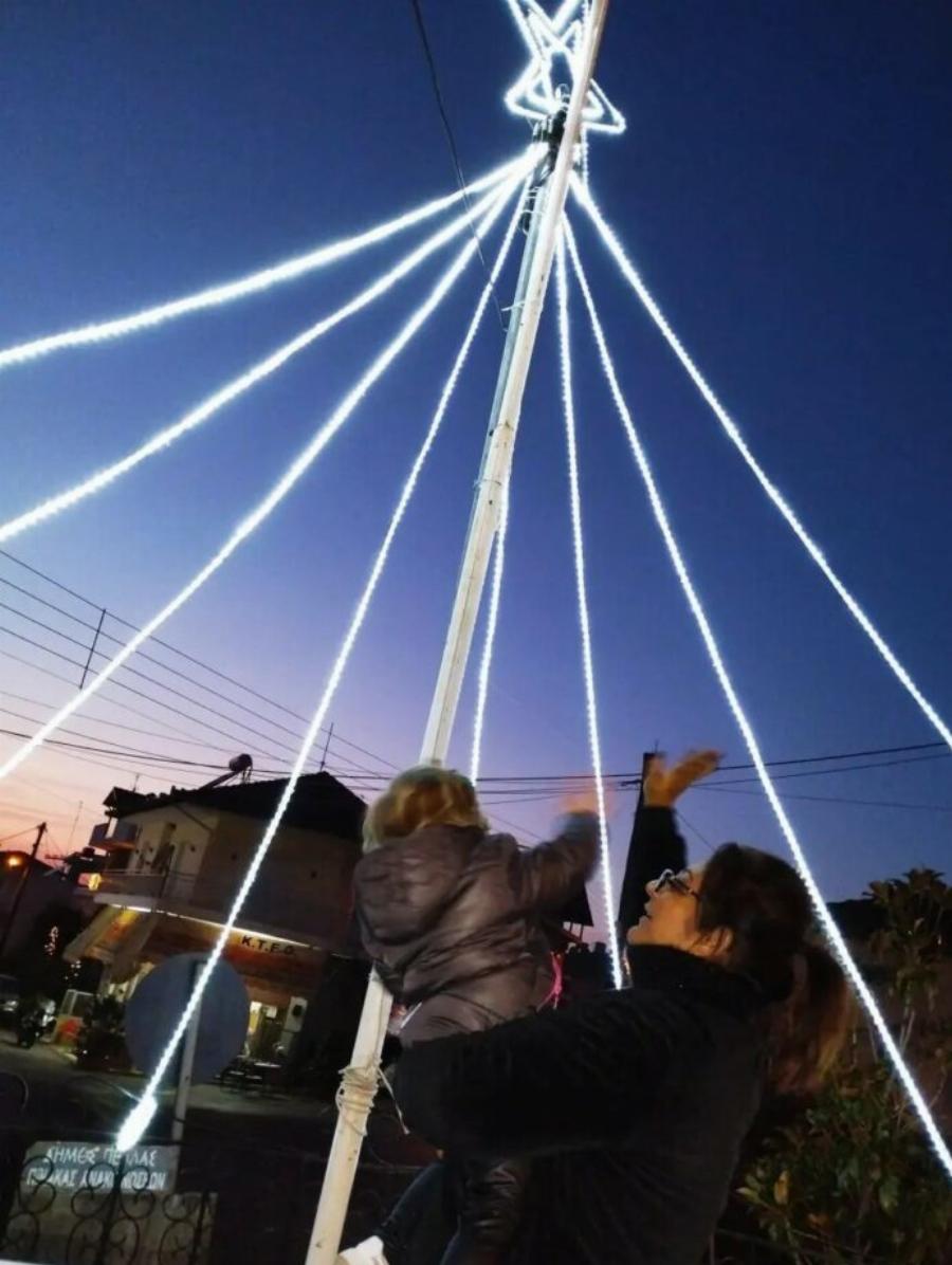 «Ας είναι η τελευταία που “έφυγε”»: Σπαράζει καρδιές η μάνα της Λίνας Κοεμτζή κρατώντας αγκαλιά την εγγονή της