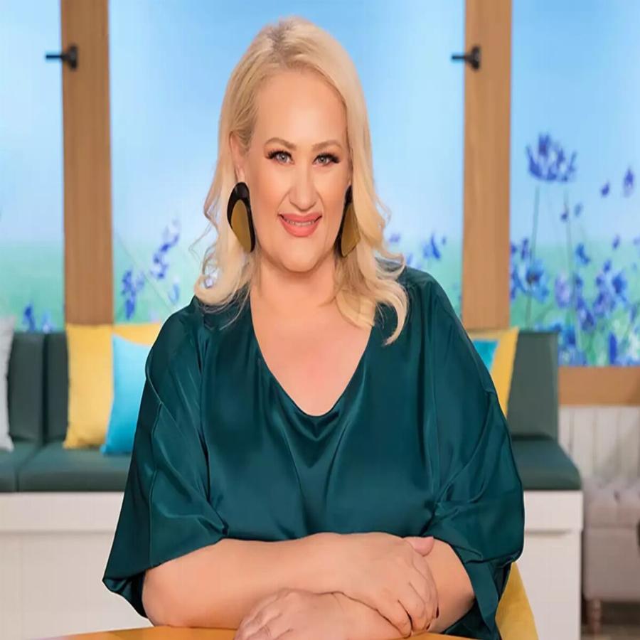 Συγκλονίζει η Άση Μπήλιου: «Υιοθετήθηκα τριών ημερών και το έμαθα 16 χρονών, η θετή μου μητέρα λίγο πριν πεθάνει μου είπε…»