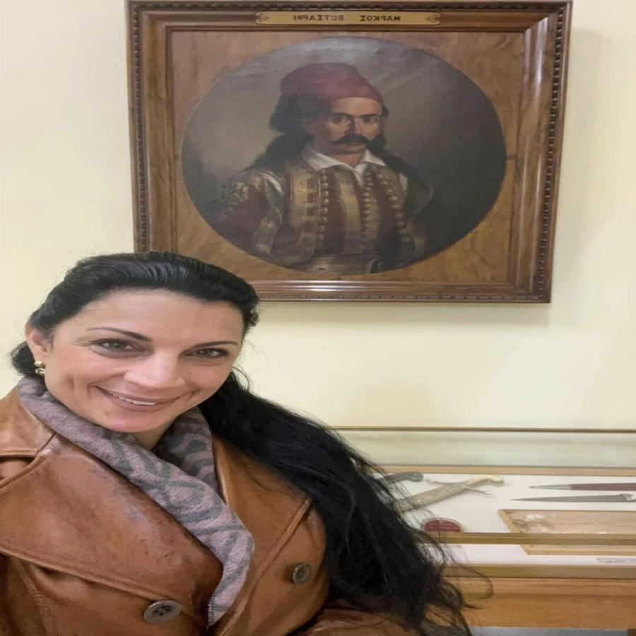 Σε περιπέτειες η Ελιζαμπέτε Μπότσαρη: Συνεχίζεται ο αγώνας για την απόκτηση της ελληνικής ιθαγένειας – Θέλει να μετακομίσει στην Ελλάδα