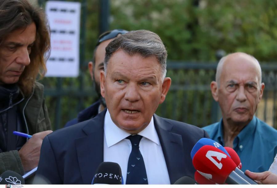 Αλέξης Κούγιας για Μάνο Δασκαλάκη: «Πάει κάθε μέρα στο νεκροταφείο και βγάζει τις φωτογραφίες των παιδιών, βεβηλώνει τον τάφο τους»