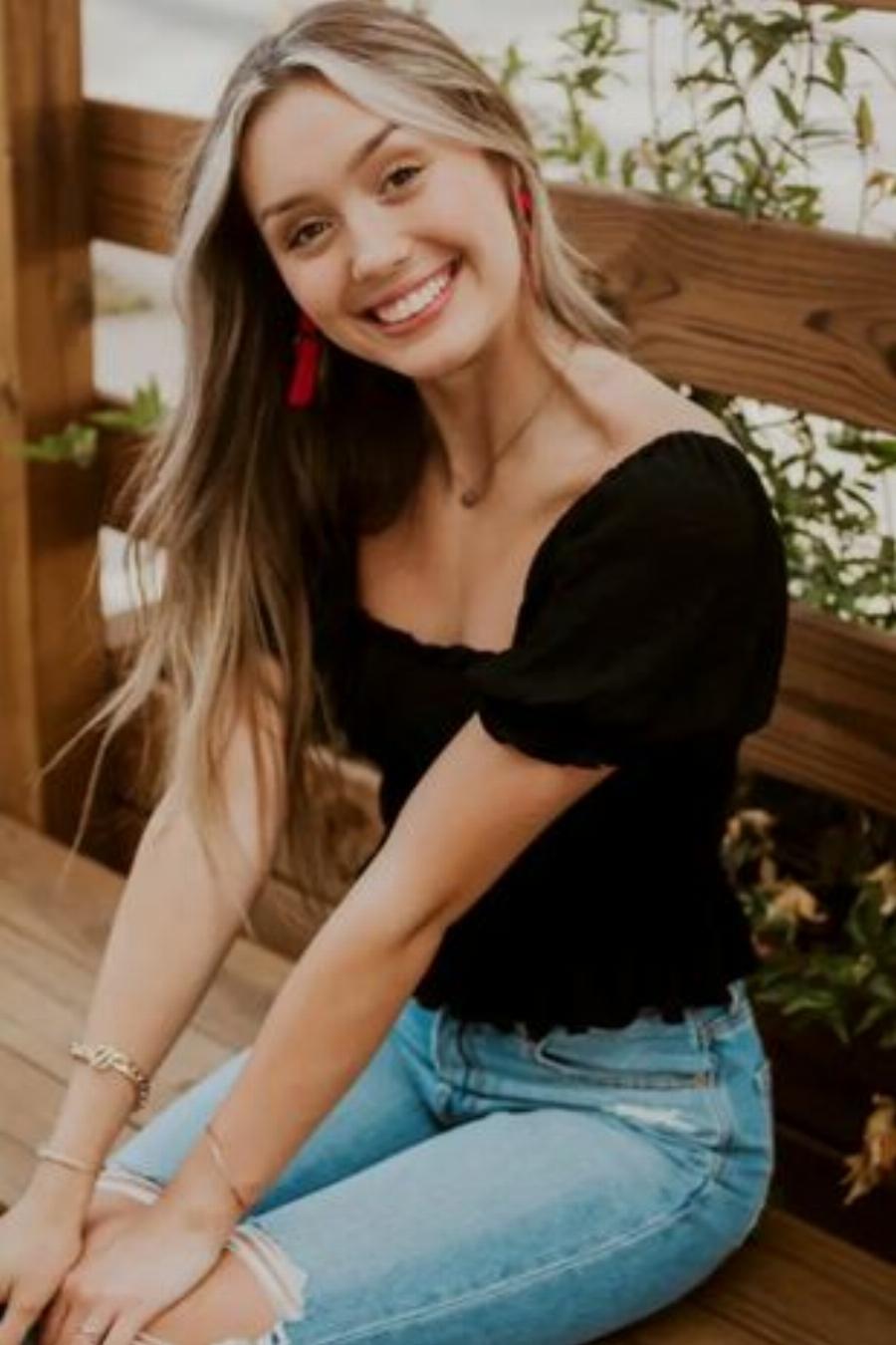 Five students on church trip die in fiery car crash after devastating pile-up