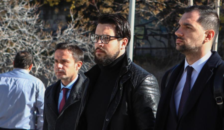 Κρυφά και μακριά απ’ όλους: Ο Μάνος Δασκαλάκης έκανε το ετήσιο μνημόσυνο της Τζωρτζίνας σε γυναικείο μοναστήρι