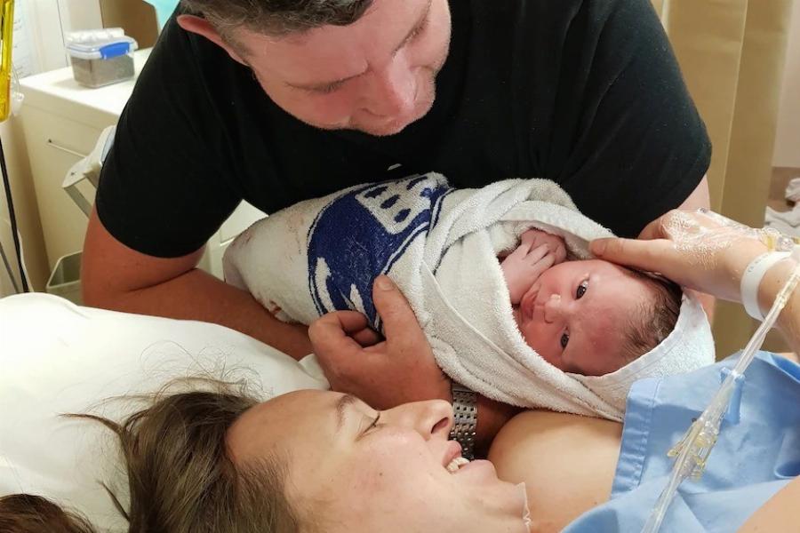 Είδαν τη ζωή τους να αλλάζει: Ένα σοβαρό τροχαίο της στέρησε τα πόδια, αλλά όχι και το όνειρό της να γίνει μητέρα