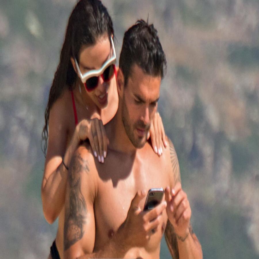 Έγινε γνωστό το φύλο του μωρού: «Ο Αλμπέρτο είναι ο ιδανικός συνοδοιπόρος» – Τα όμορφα λόγια της Ελένης Φουρέιρα