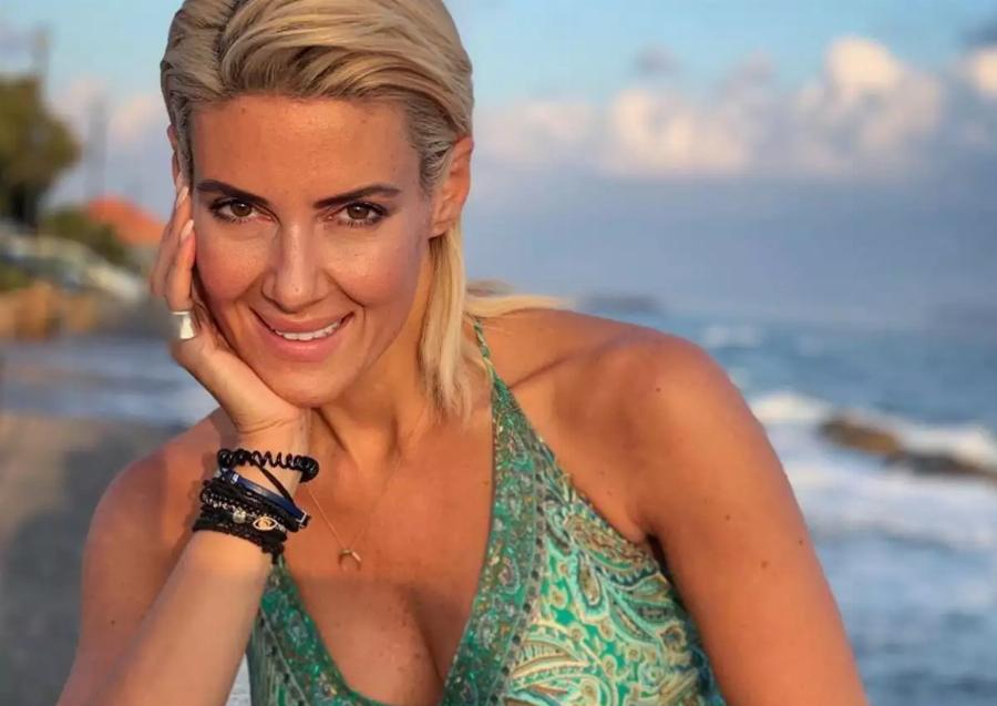 Εύη Φραγκάκη: Ο γάμος, το διαζύγιο, το άγχος να μεγαλώσει μόνη το παιδί της και η σοβαρή περιπέτεια υγείας