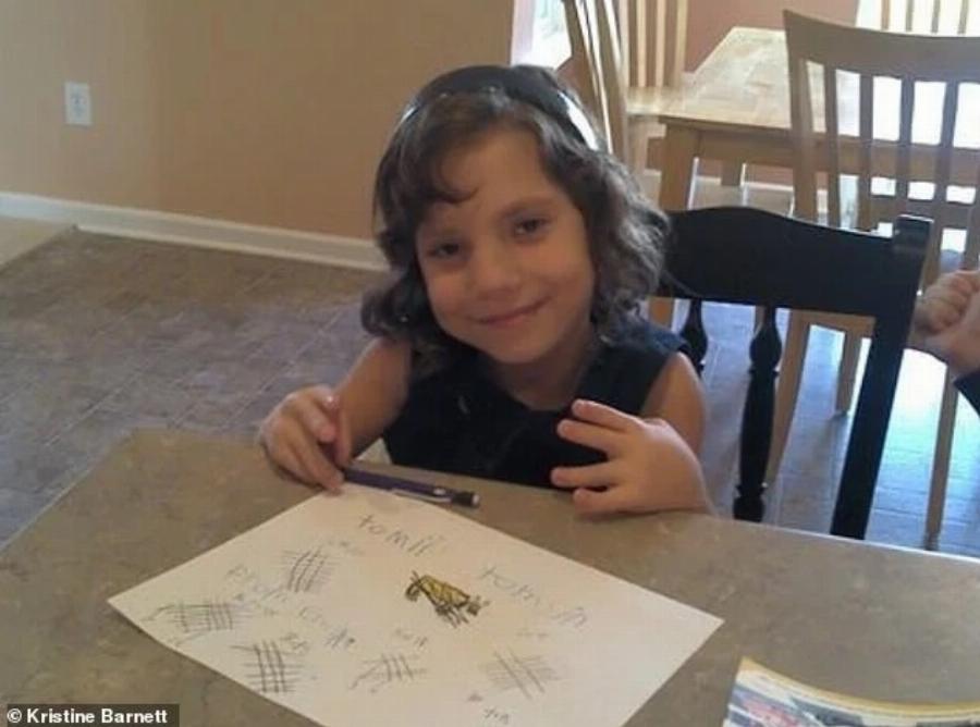 Αληθινή ιστορία: «Υιοθετήσαμε 6χρονη αλλα τελικά ήταν ενήλικη νάνος και πήγε να μας σκοτώσει όλους»