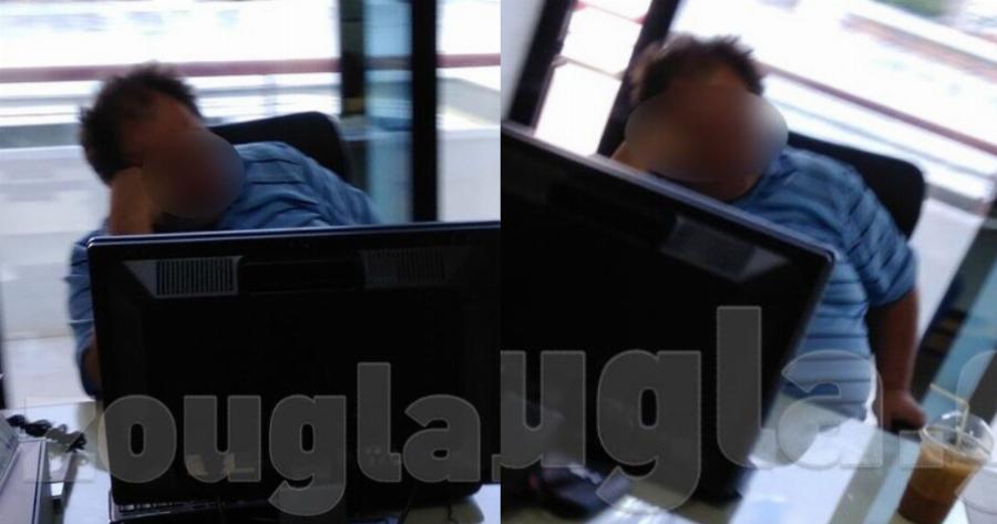 Δεν το χωράει το μυαλό: Μπήκαν να πληρώσουν τον λογαριασμό και βρήκαν τον δημόσιο υπάλληλο να ροχαλίζει εν ώρα υπηρεσίας