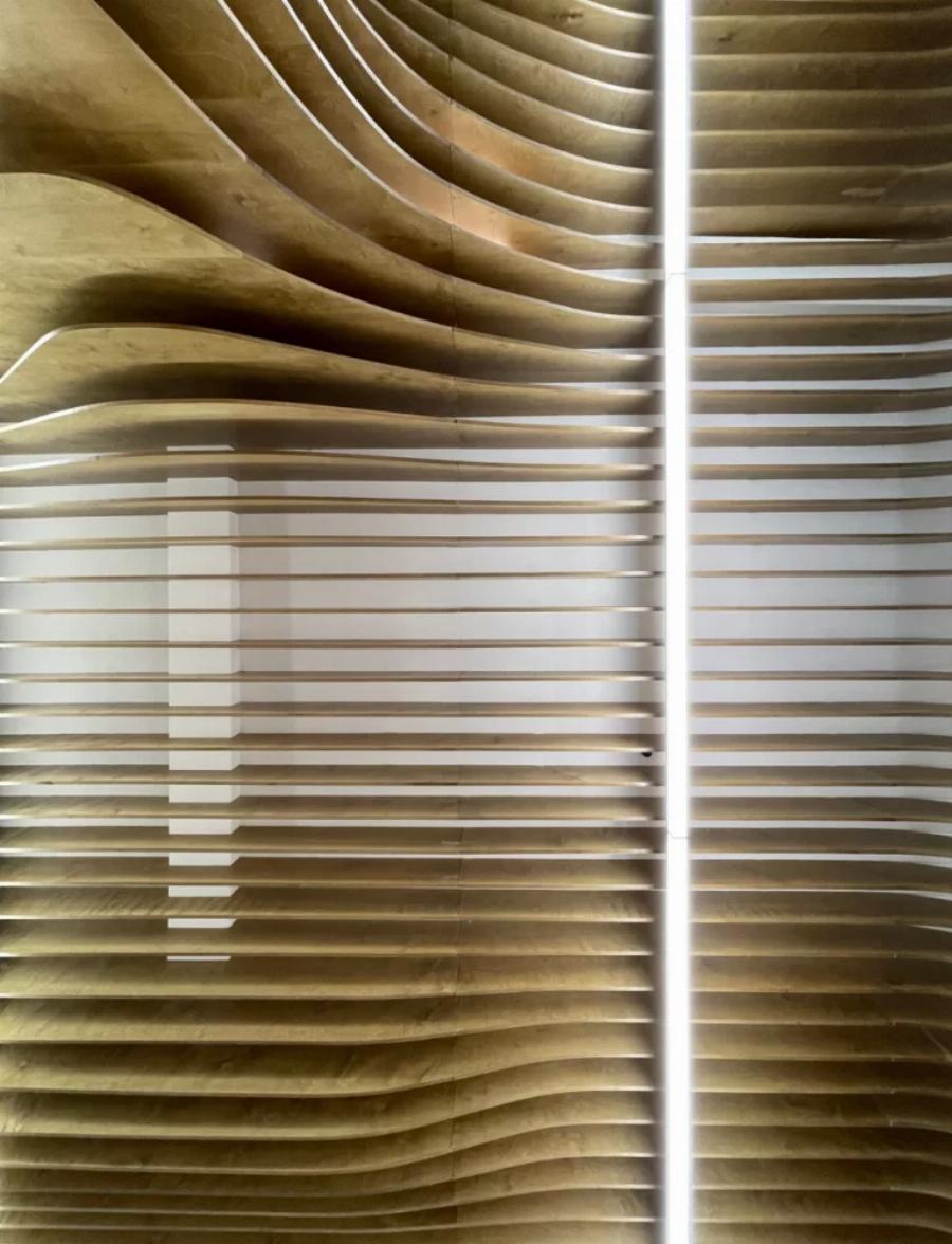 Ένα αρχιτεκτονικό στολίδι: Το πιο ντιζαϊνάτο αρτοποιείο βρίσκεται στα Κρέστενα Ηλείας με πρωταγωνιστή το ξύλο