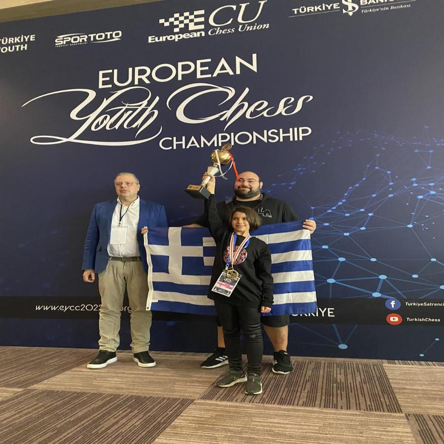 Η 9χρονη χρυσή πρωταθλήτρια: Η Μαριάντα Λάμπου ξεχώρισε με το παιχνίδι στο σκάκι στην Τουρκία