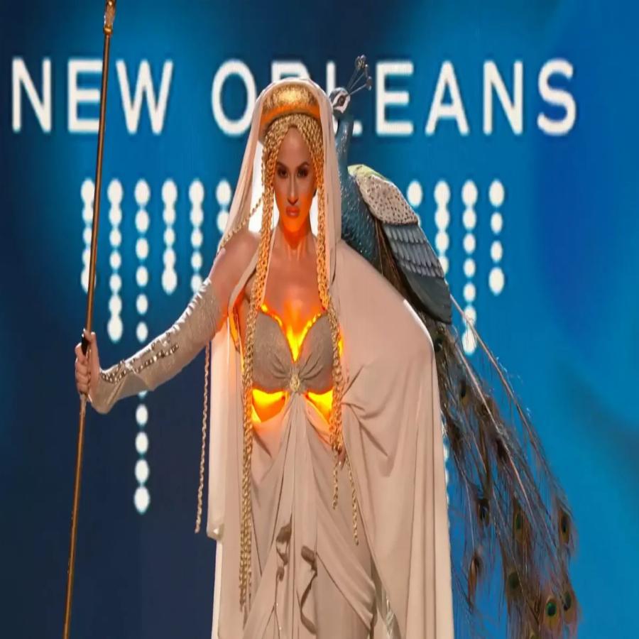 Η Ελληνίδα υποψήφια Μις Υφήλιος 2022: Αυτή είναι η 22χρονη Κορίνα από τη Βέροια ανάμεσα στις ομορφότερες γυναίκες του κόσμου