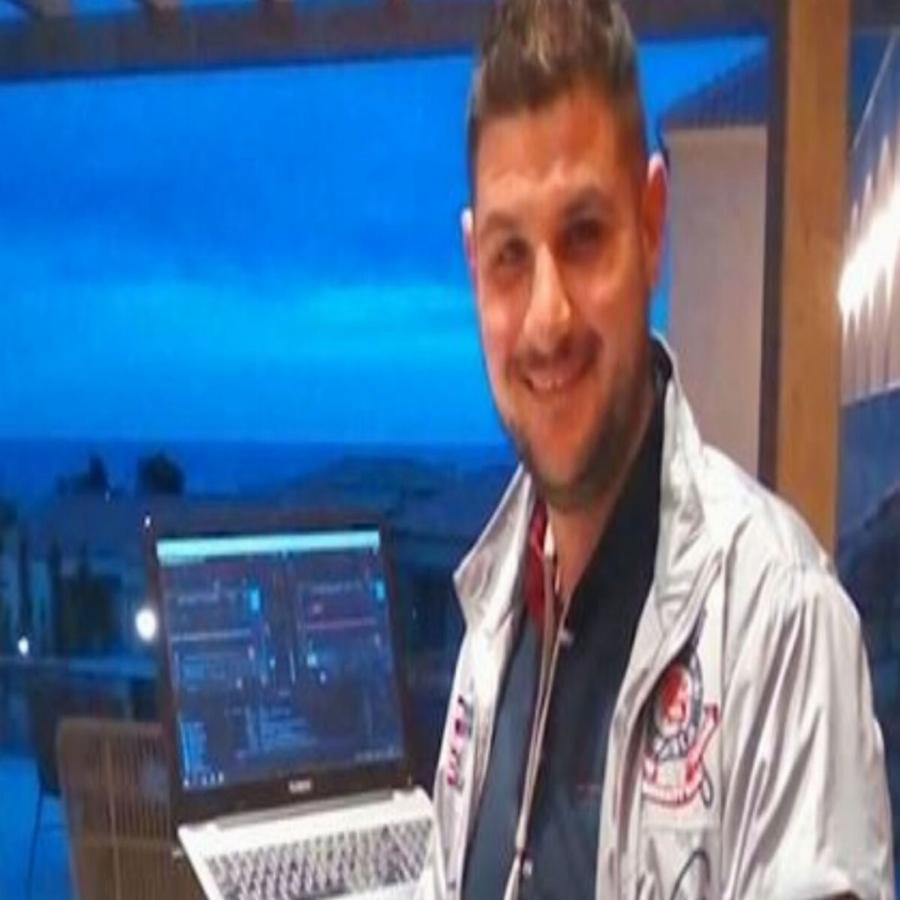 «Πρώτη φορά το έκανα, ήμουν σε σοκ»: Αυτός είναι ο διανομέας που έσωσε τον 60χρονο που έπαθε έμφραγμα