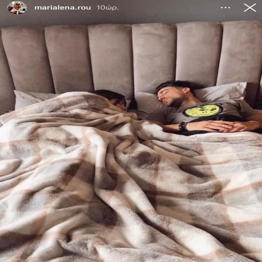 Ένα μικρό παλάτι: Αυτό είναι το χλιδάτο σπίτι των Μαριαλένα Ρουμελιώτη και Σάκη Κατσούλη στην Πετρούπολη