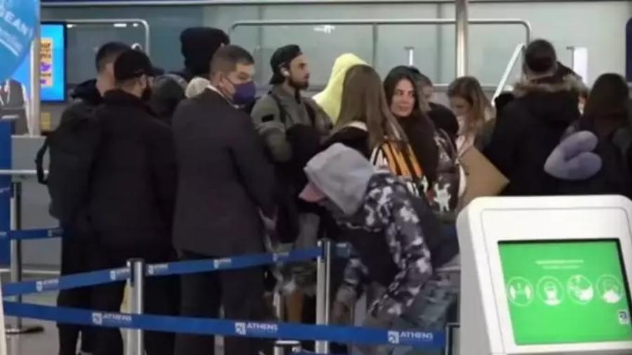 Καμουφλαρισμένος ο Στέλιος Χανταμπάκης: Ήταν ανάμεσα στους παίκτες του Survivor All Star, αλλά δεν τον είδε κανείς στο αεροδρόμιο