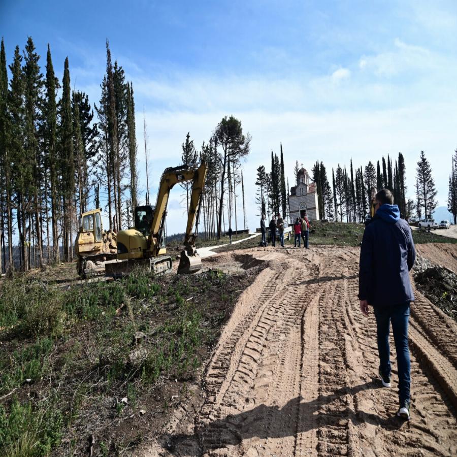 Η μεταμόρφωση στο Τατόι: Έτοιμο μέσα σε λίγα 24ωρα για την ταφή του τέως βασιλιά Κωνσταντίνου