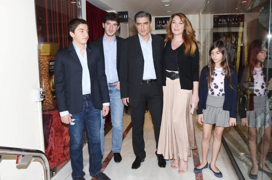 Λάμπης Ευαγγελάτος: Ο πρώτος γιος του Νίκου Ευαγγελάτου μεγάλωσε και έχει γίνει αγνώριστος