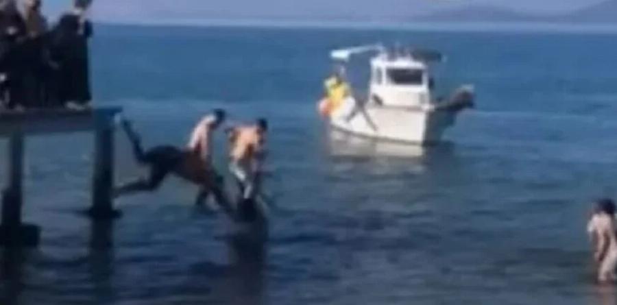 Βούτηξε για τον Σταυρό και χτύπησε σοβαρά: Αυτός είναι ο 22χρονος που κινδύνεψε η ζωή του τα Θεοφάνεια