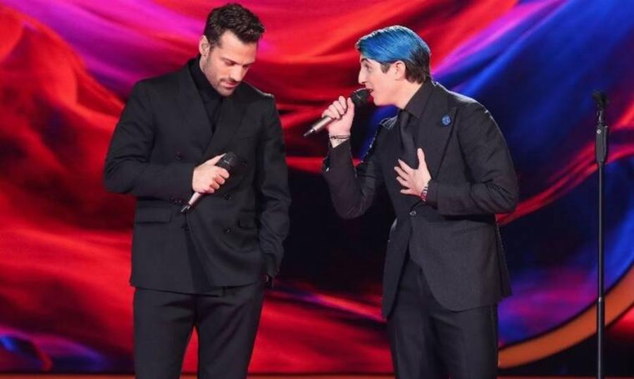 «Η καλύτερη στιγμή του show»: Χαμός στο Twitter με το ντουέτο Αργυρού- Good job Nicky στο The Voice