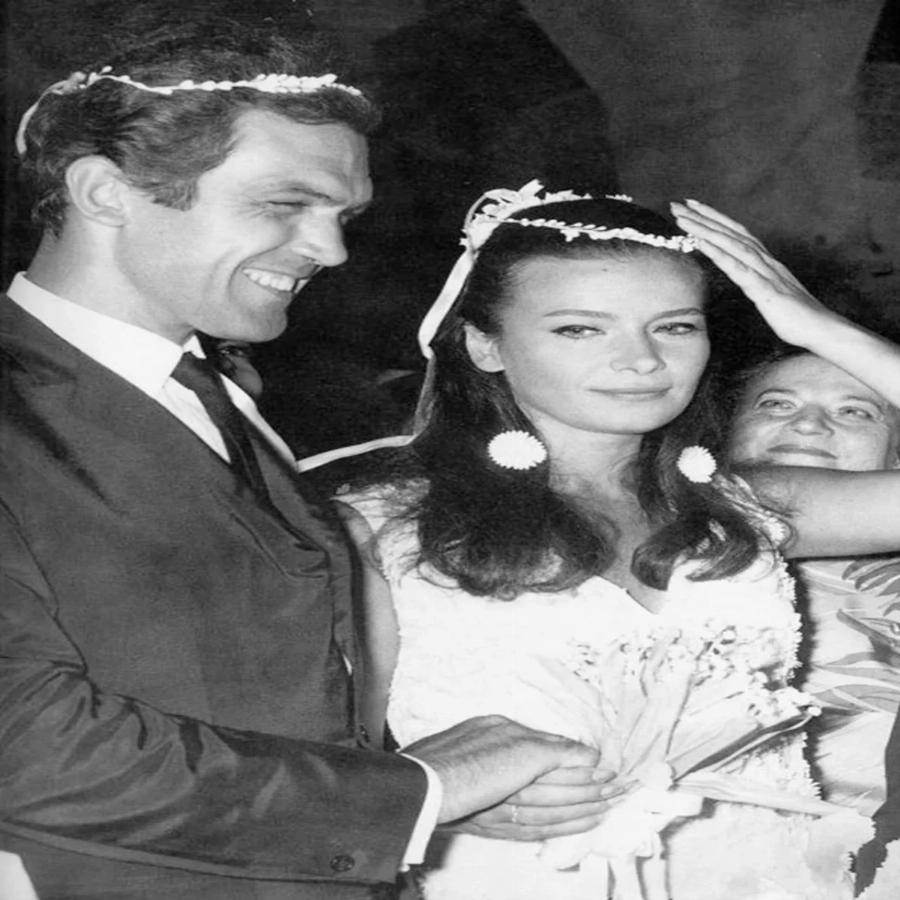 «Αυτό ήταν που της στέρησε την ζωή τόσο πρόωρα»: Έγινε γνωστό 31 χρόνια μετά τον χαμό της Τζένης Καρέζη