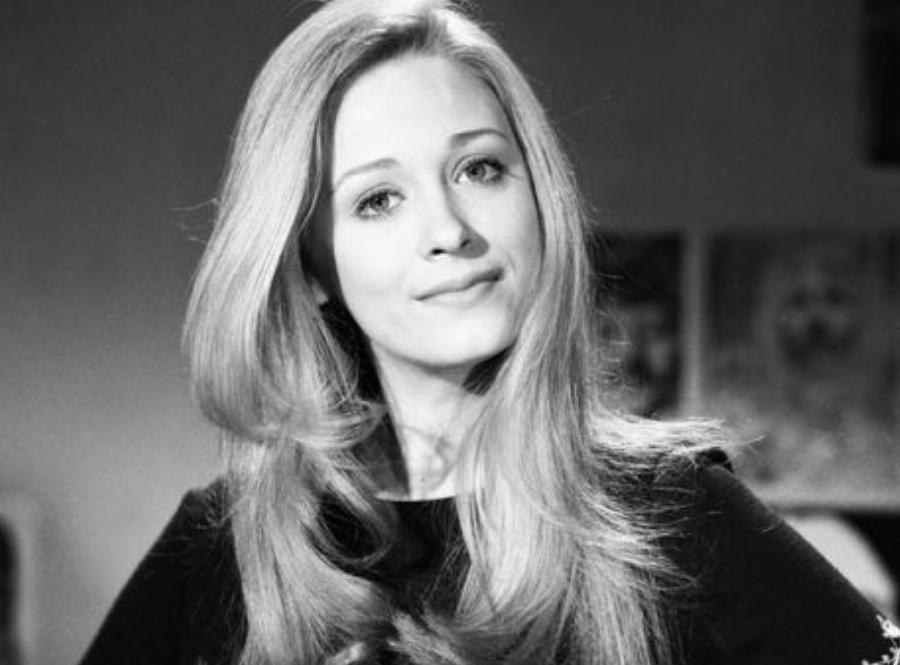 Νόρα Βαλσάμη: Η σπουδαία καριέρα, τα 52 χρόνια έρωτα με τον Ερρίκο Ανδρέου και το σοβαρό πρόβλημα υγείας