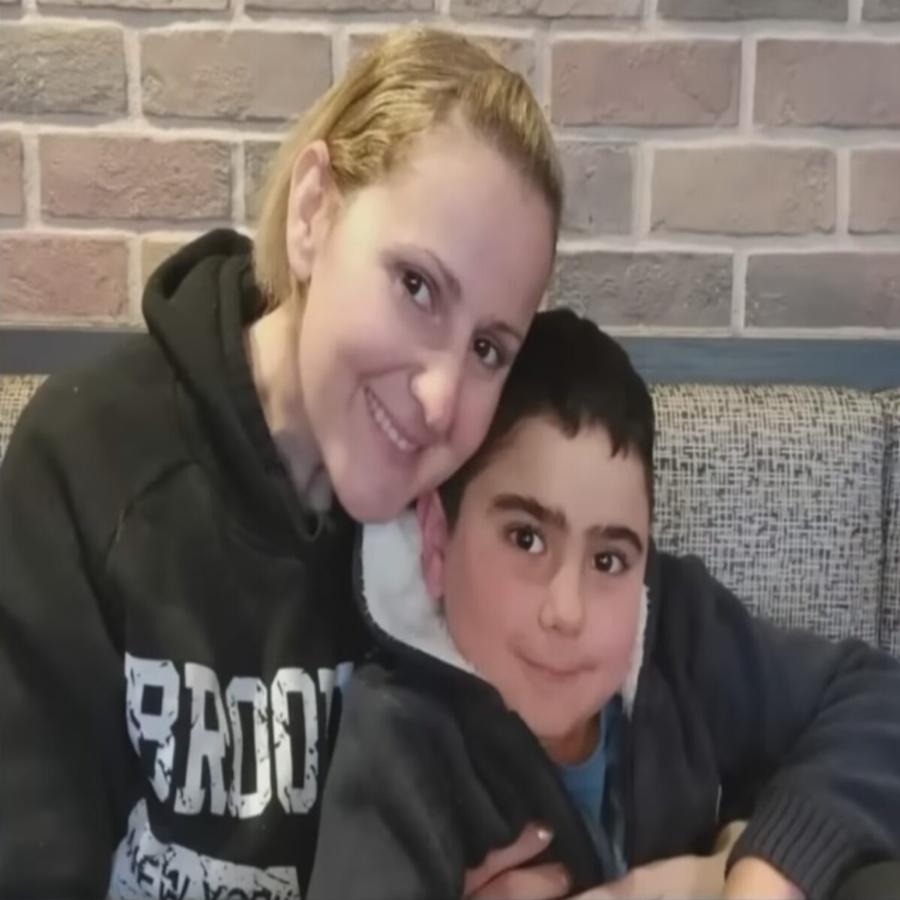 Έγινε το «θαύμα» και σκόρπισε χαμόγελα: Ξύπνησε ο 10χρονος που ήταν για 40 ημέρες σε κώμα μετά το ατύχημα σε σύγκρουση ελικοπτέρων