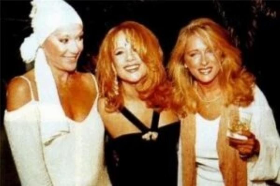 «Καθηλωμένη σε ένα κρεβάτι»: Άσχημα τα νέα για την υγεία της 75χρονης Νόρας Βαλσάμη