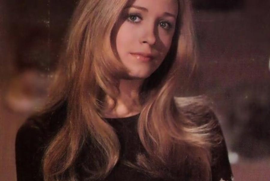 Νόρα Βαλσάμη: Η σπουδαία καριέρα, τα 52 χρόνια έρωτα με τον Ερρίκο Ανδρέου και το σοβαρό πρόβλημα υγείας