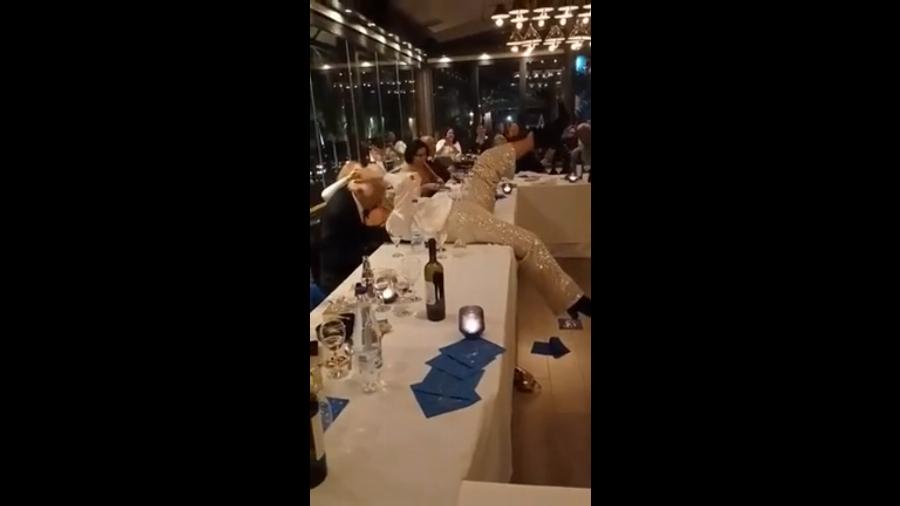 Στα καλύτερα της η Ζωζώ Σαπουντζάκη: Το καυτό τετ α τετ με τον σύντροφό της, Πύρρο Αναγνωστόπουλο