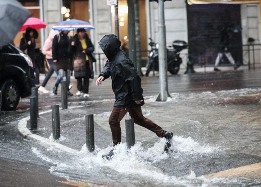 Προειδοποιήση από τον Σάκη Αρναούτογλου: Η κακοκαιρία «Μπάρμπαρα», οι χιονοπτώσεις και οι περιοχές της Αττικής που θα «ντυθούν» στα λευκά