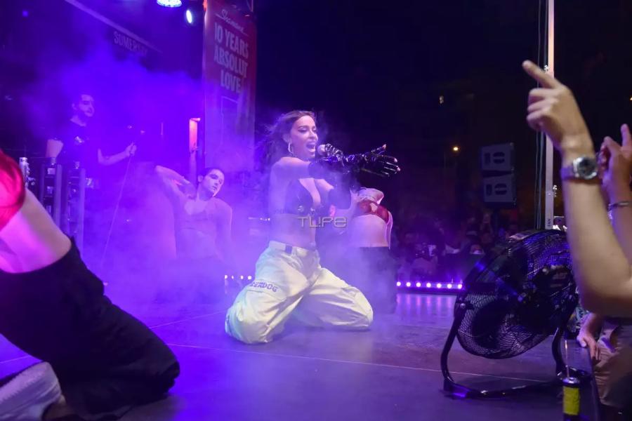 Με φουσκώμενη τη κοιλίτσα: Η Ελένη Φουρέιρα ποζάρει και μετράει αντίστροφα για το μαιευτήριο