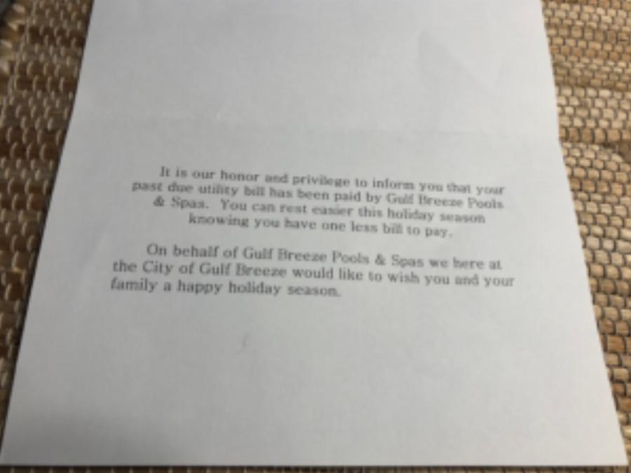 Μεγαλείο ψυχής: 73χρονος άνδρας πλήρωσε κρυφά λογαριασμούς 36 οικογενειών, για να μη μείνουν χωρίς ρεύμα στις γιορτές