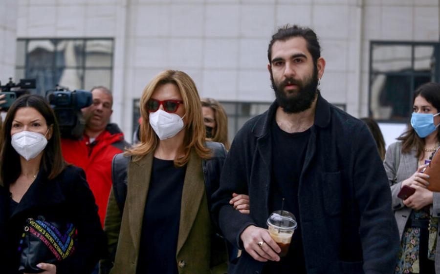 Χαίρεται ο Πέτρος Φιλιππίδης: Εκτός φυλακής παρά τα 8 έτη ποινής – Ο λόγος που αφέθηκε ελεύθερος