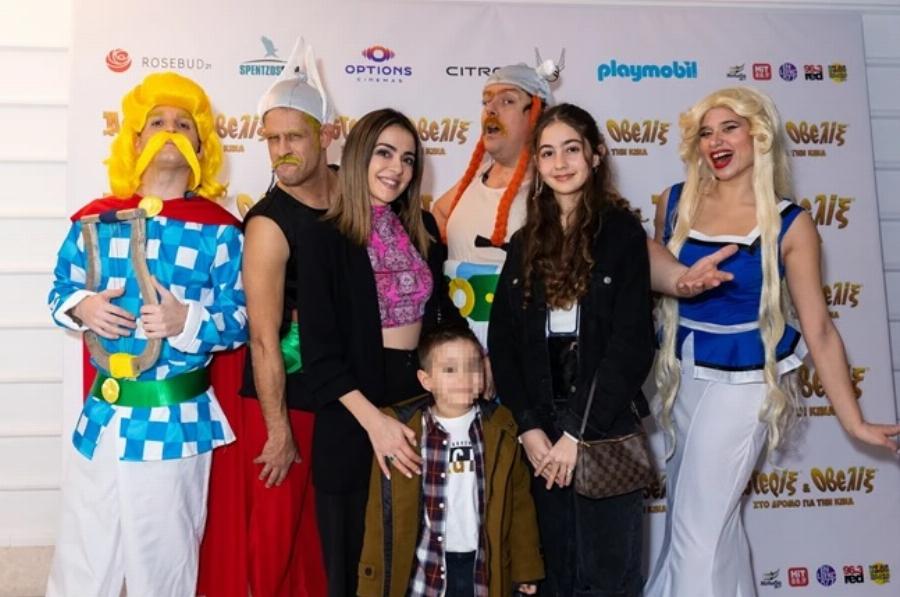 Ολόιδια η μαμά της και πανύψηλη: Η 14χρονη κόρη της Αγγελικής Δαλιάνη είναι πλέον ένα πανέμορφο κορίτσι