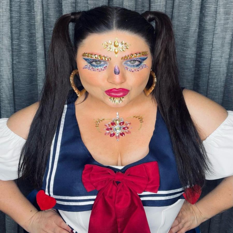 Μοίρασε εγκεφαλικά η Δανάη Μπάρκα: «Ντύθηκε» Sailor Moon και ξετρέλανε τον αντρικό πληθυσμό