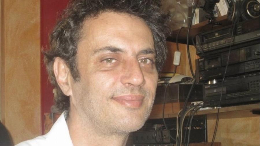 Μαθεύτηκαν τα δυσάρεστα νέα: Έφυγε από την ζωή μόλις στα 62 του ο μεγάλος Έλληνας συνθέτης