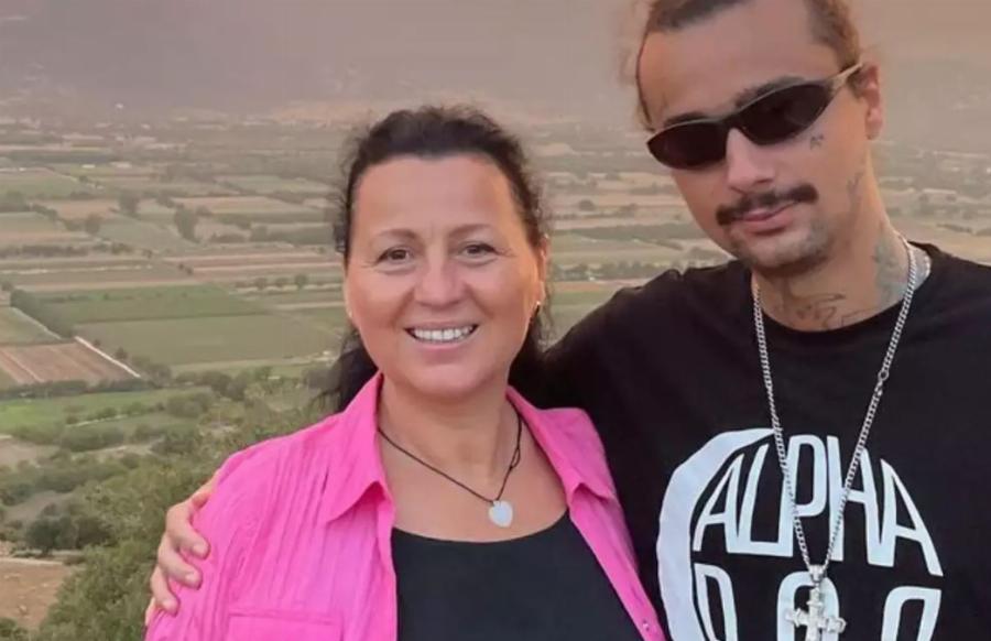 Στα μαύρα η μητέρα του: Η νέα ανάρτηση που επιβεβαιώνει το θάνατο του Sin Boy – Η απάντηση της αδερφής και της μάνας του