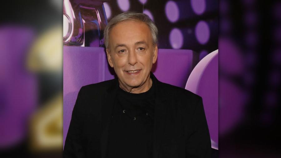 Μαθεύτηκαν τα νεότερα για την υγεία του: Σε κρίσιμη κατάσταση ο Ανδρέας Μικρούτσικος – Δίπλα του ο γιος και η σύντροφός του