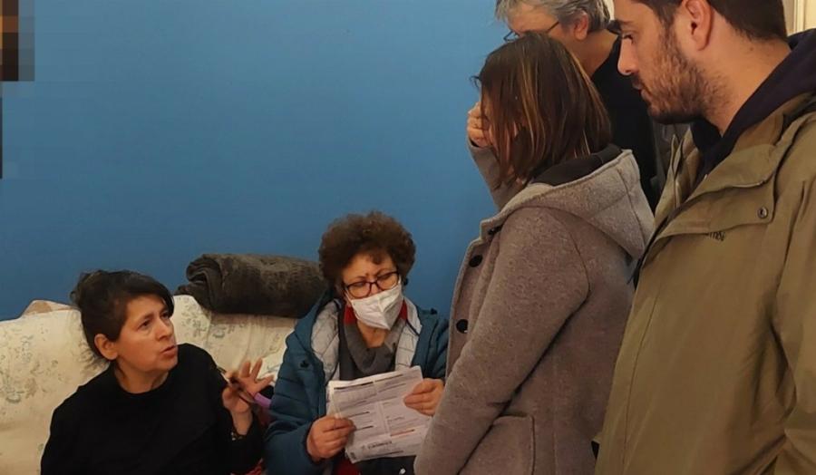 50χρονη γυναίκα με αναπηρία δέχτηκε έξωση: Μπήκαν από το μπαλκόνι για να την διώξουν